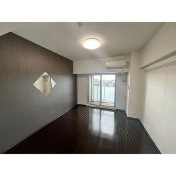 物件内観写真13　(居室)