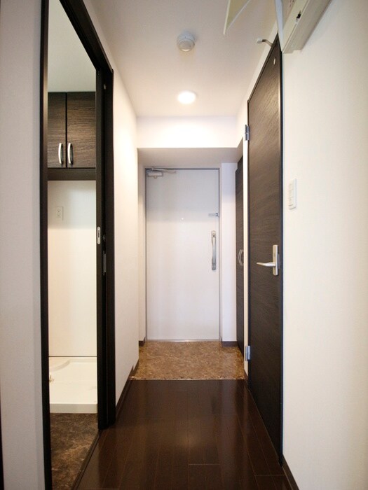 物件内観写真14　(玄関)