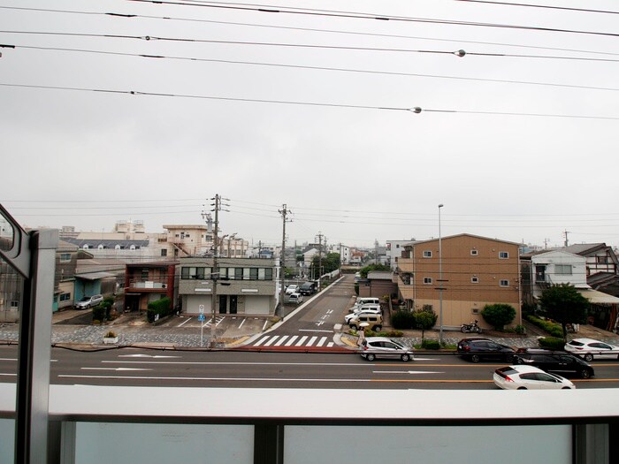 物件内観写真17　(室内からの展望)