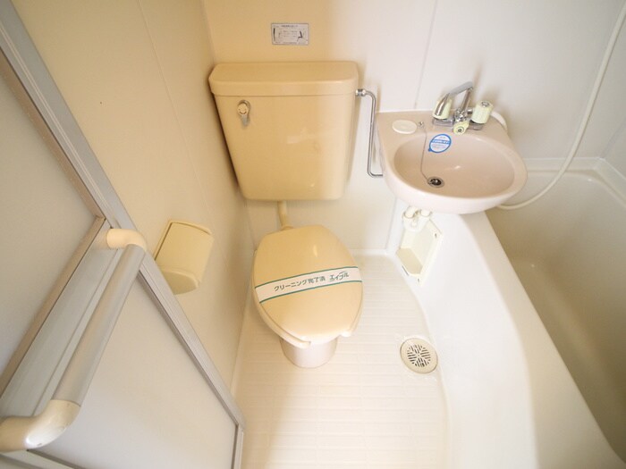 物件内観写真15　(トイレ)