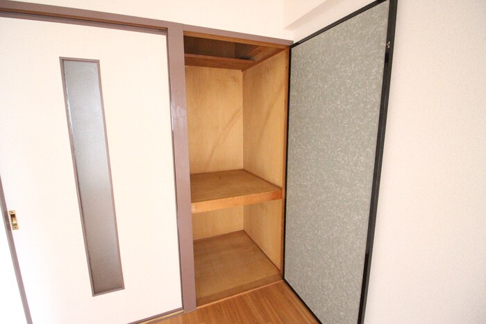 物件内観写真16　(洗面)