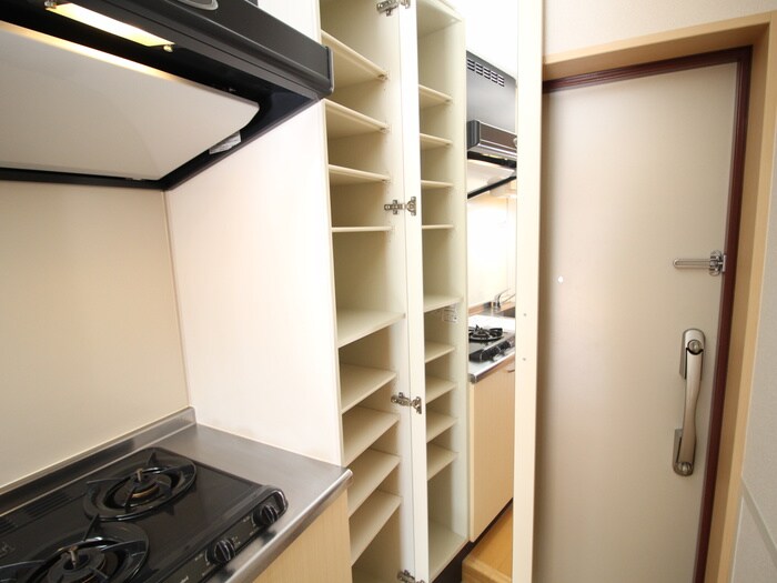 物件内観写真9　(靴箱)