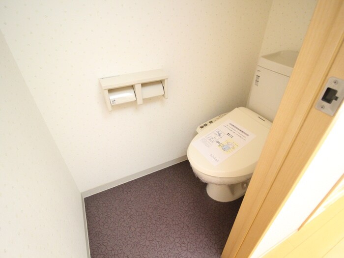 物件内観写真12　(トイレ)