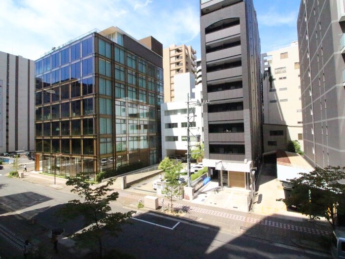 物件内観写真22　(室内からの展望)