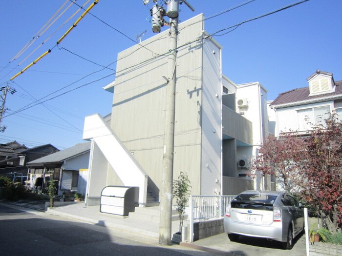 物件外観写真2　(外観写真)