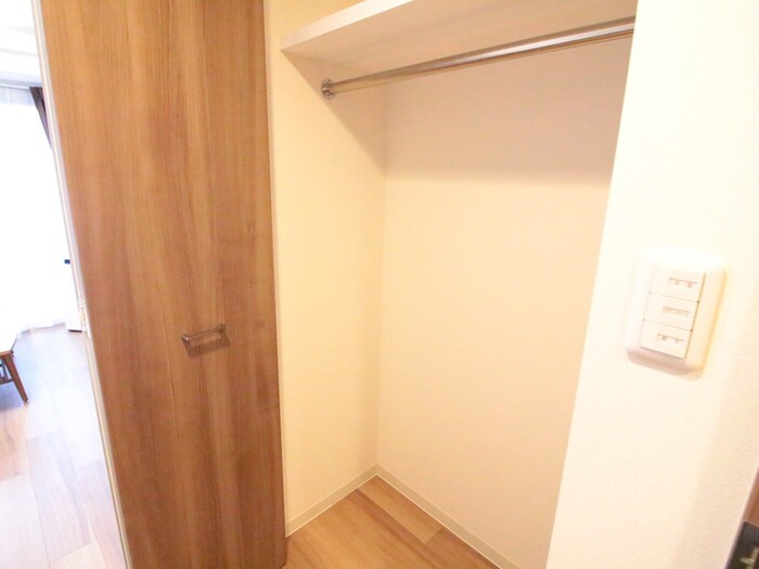 物件内観写真15　(収納)