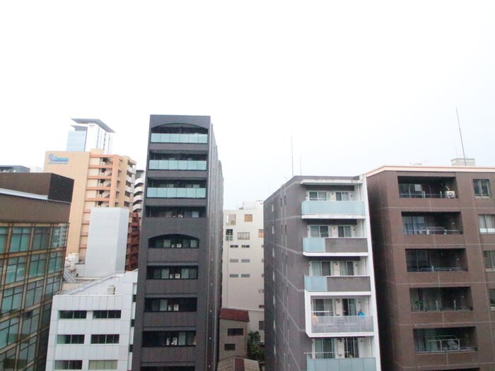 物件内観写真22　(室内からの展望)