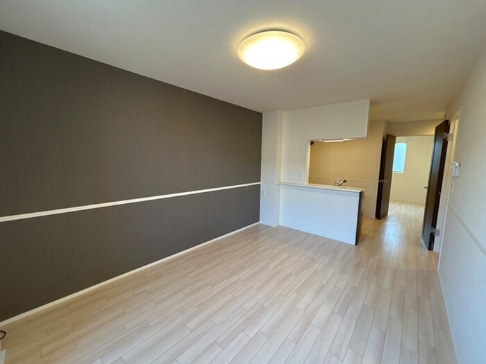 物件内観写真4　(居室)