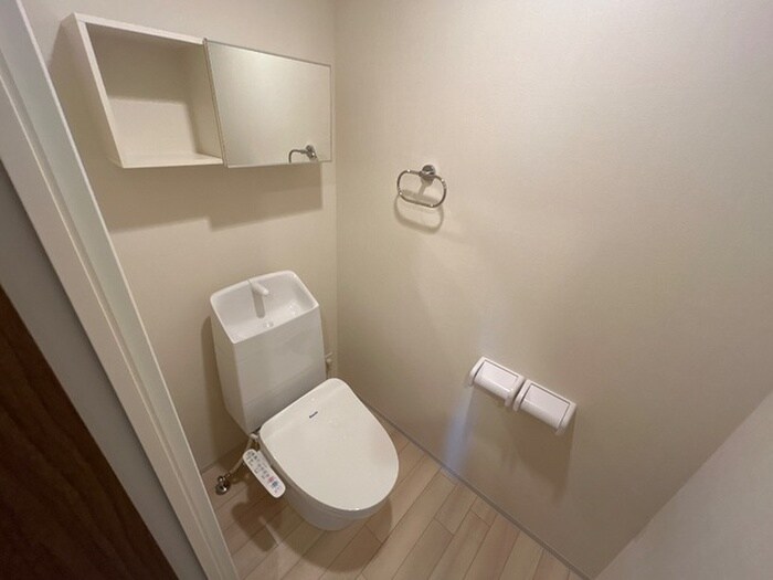 物件内観写真7　(トイレ)