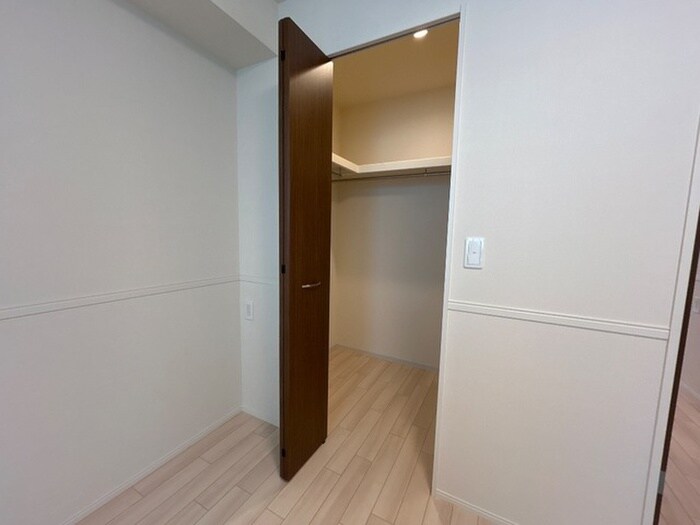 物件内観写真11　(収納)