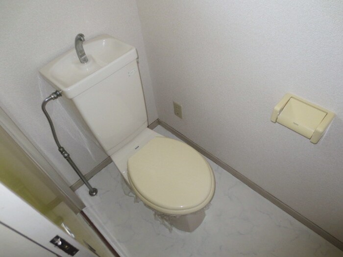 物件内観写真6　(トイレ)