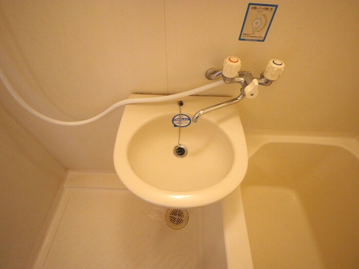 物件内観写真9　(洗面)