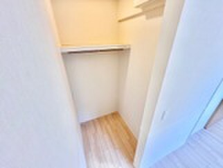 物件内観写真12　(収納)