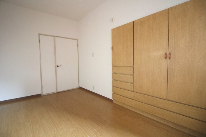 物件内観写真10　(居室)