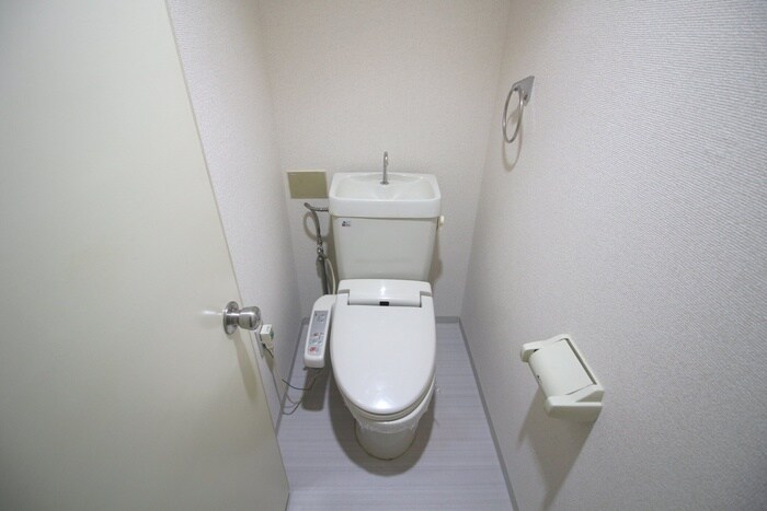 物件内観写真11　(トイレ)