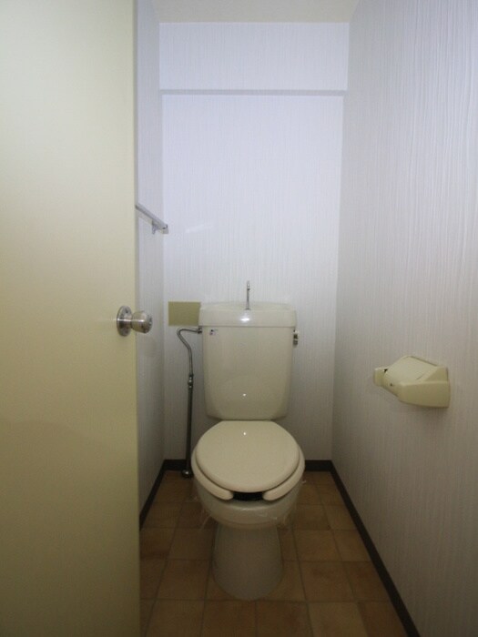 物件内観写真15　(トイレ)