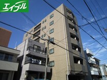 グランパス豊年の外観写真