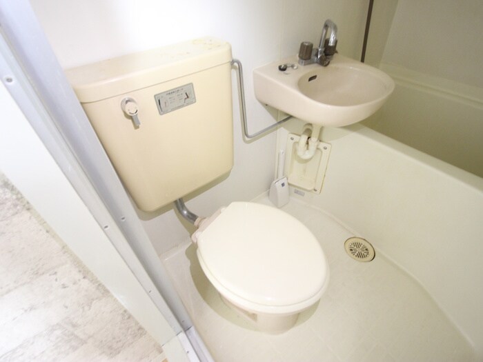 物件内観写真13　(トイレ)