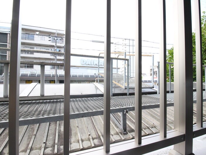 物件内観写真16　(室内からの展望)