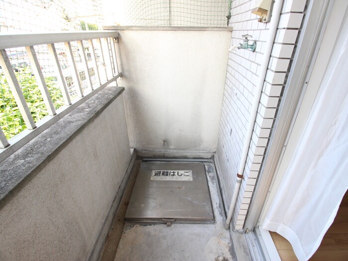 物件内観写真19　(洗濯機置場)