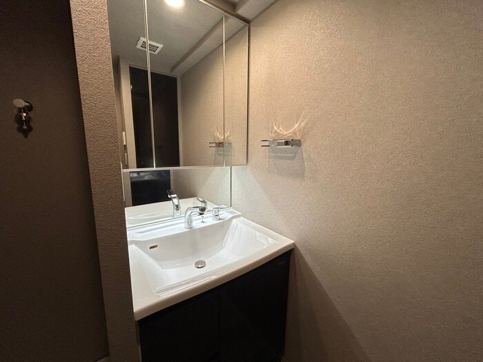 物件内観写真12　(洗面)