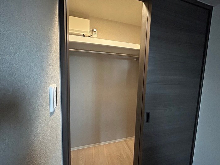 物件内観写真21　(収納)