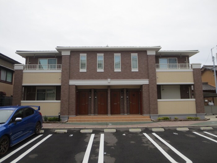 エレガンシア天王の物件外観写真