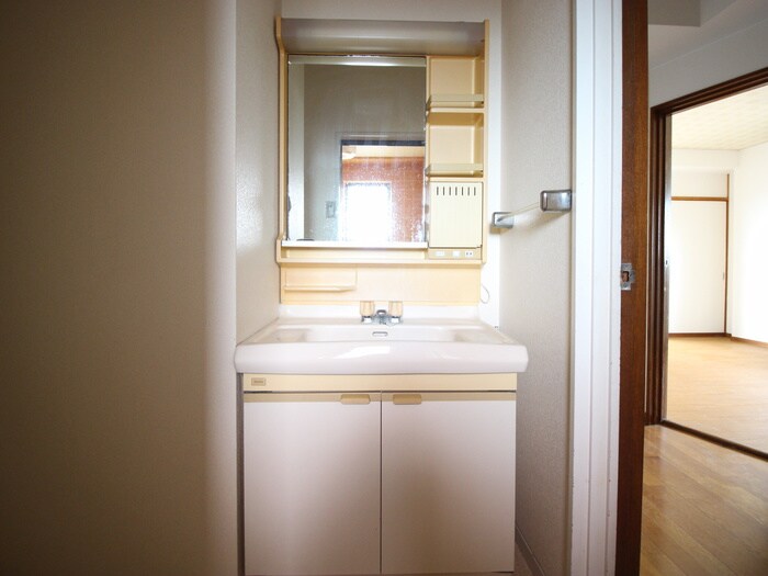 物件内観写真6　(洗面)