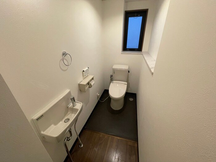 物件内観写真14　(トイレ)