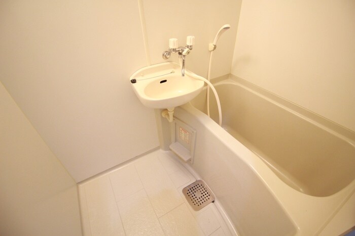 物件内観写真9　(バス／シャワールーム等)