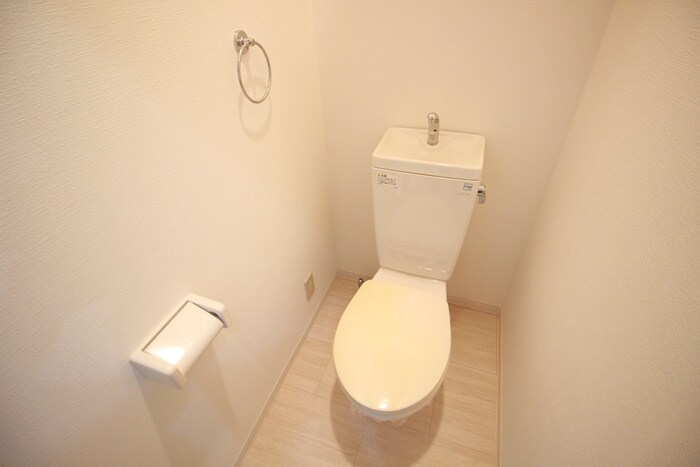 物件内観写真10　(トイレ)