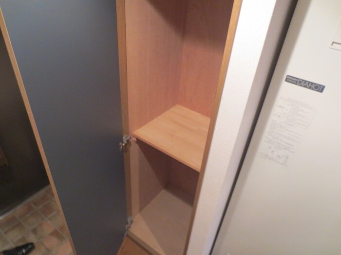 物件内観写真13　(収納)