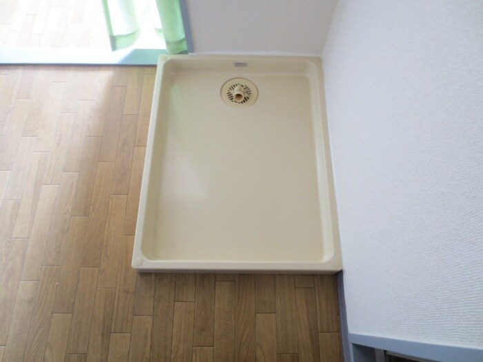 物件内観写真16　(洗濯機置場)