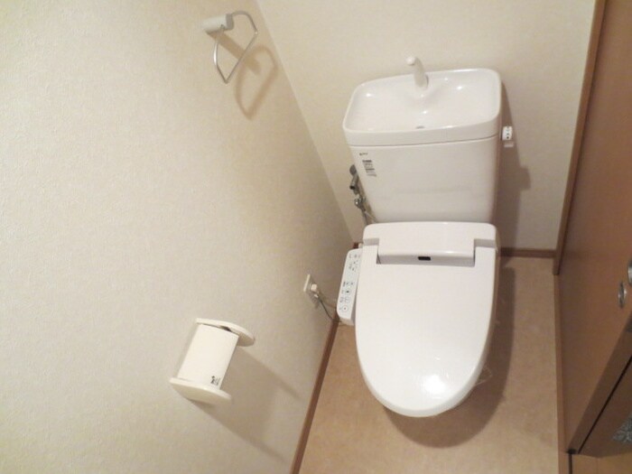 物件内観写真14　(トイレ)