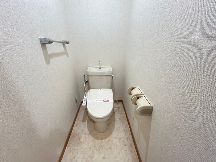 物件内観写真11　(トイレ)