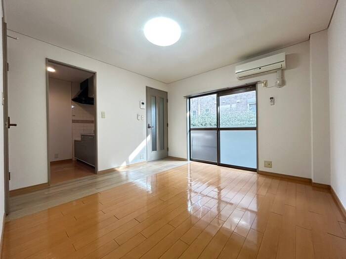 物件内観写真17　(居室)