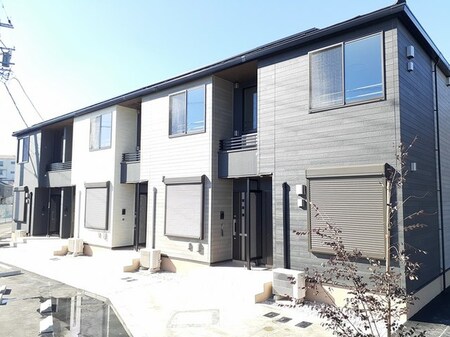 ヴィンチ　トレイス外観写真