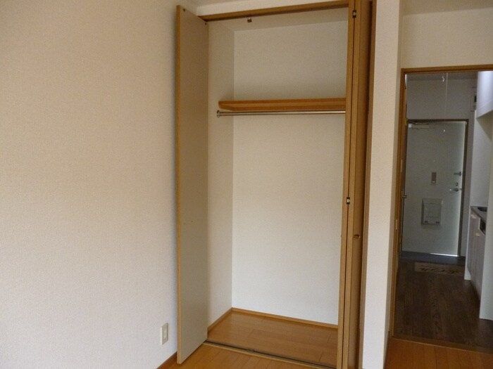 物件内観写真6　(収納)