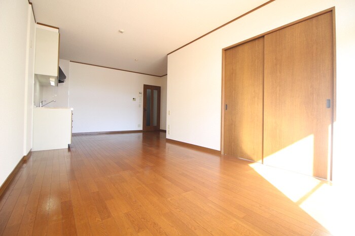 物件内観写真8　(居室)