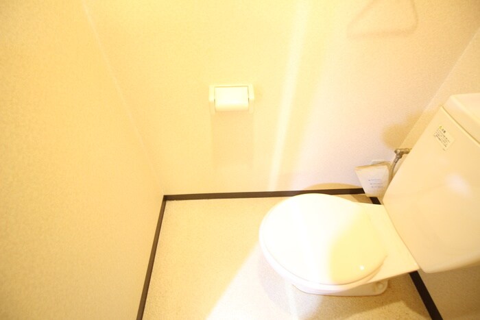 物件内観写真15　(トイレ)