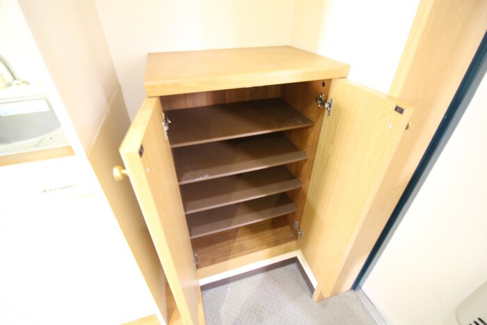 物件内観写真18　(靴箱)