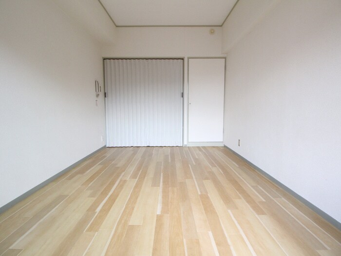 物件内観写真11　(居室)