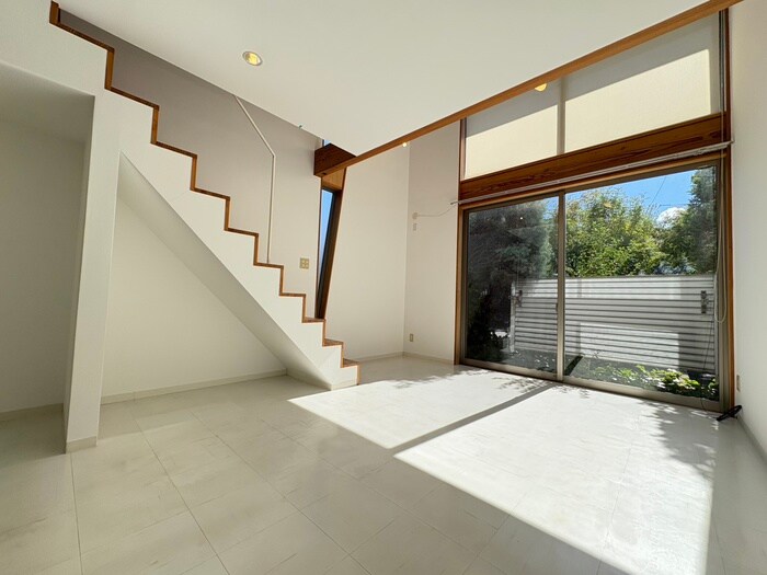 物件内観写真22　(居室)