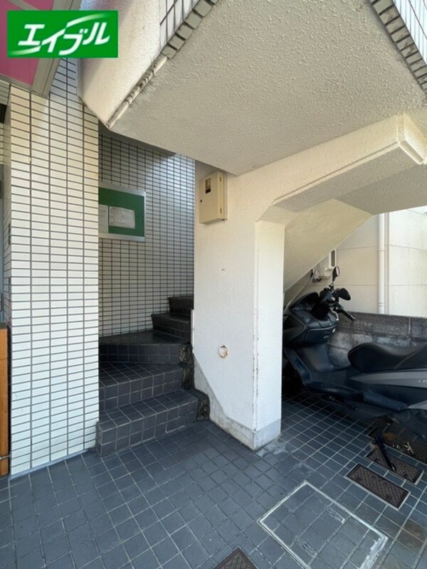 エントランス部分