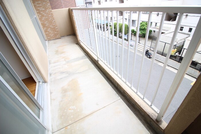 物件内観写真9　(ベランダ・バルコニー)