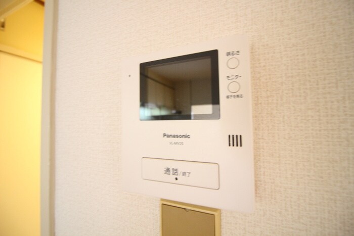 物件内観写真14　(玄関)