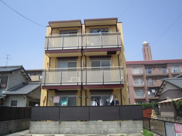 物件外観写真3　(外観写真)