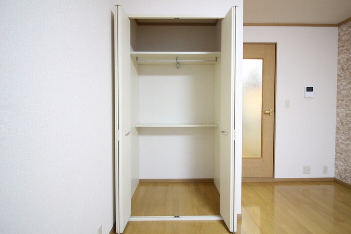 物件内観写真10　(収納)
