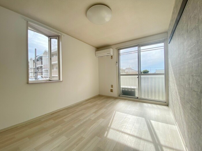 物件内観写真21　(居室)