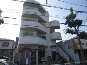 ハイツ千年外観写真